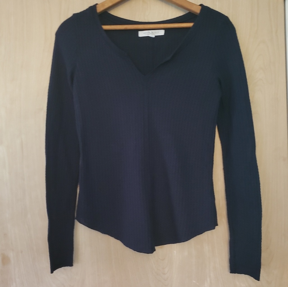 ✨💎Long Sleeve, Dark Blue, Tight V-Neck 💎✨